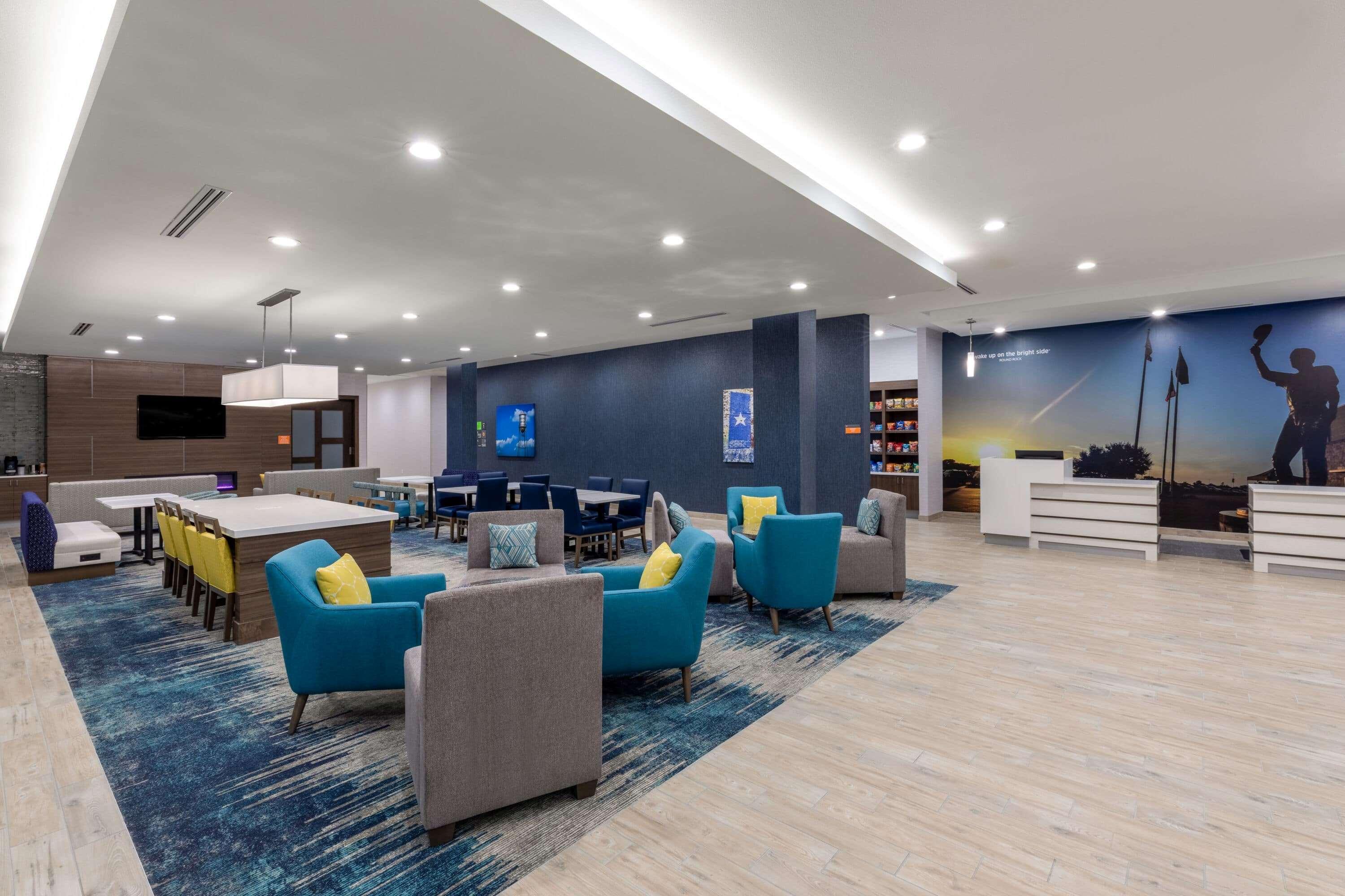 La Quinta Inn & Suites By Wyndham Round Rock Near Kalahari Exterior foto